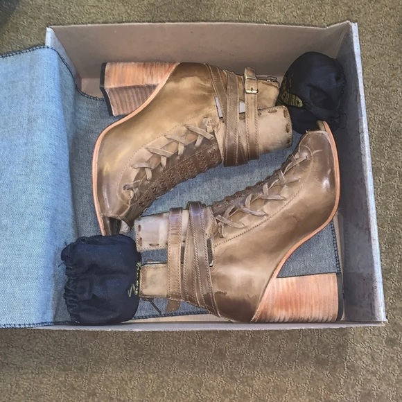 Freebird by Steven. Eagle. Size 8. NWOT. - Picture 6 of 7